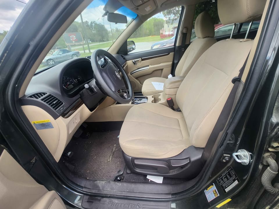 LEXUS - Interior View